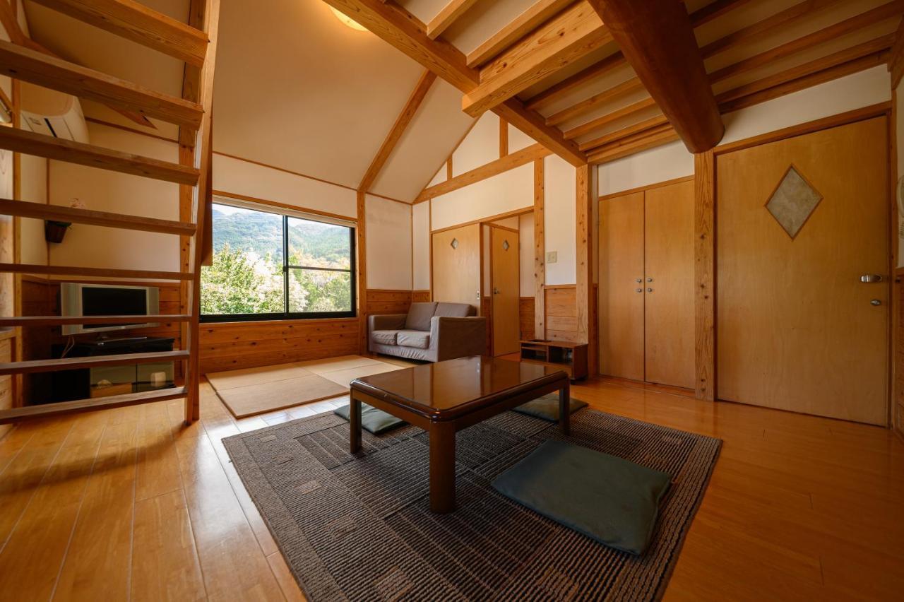 由布市 ゆふいんフローラハウス Bed & Breakfast エクステリア 写真